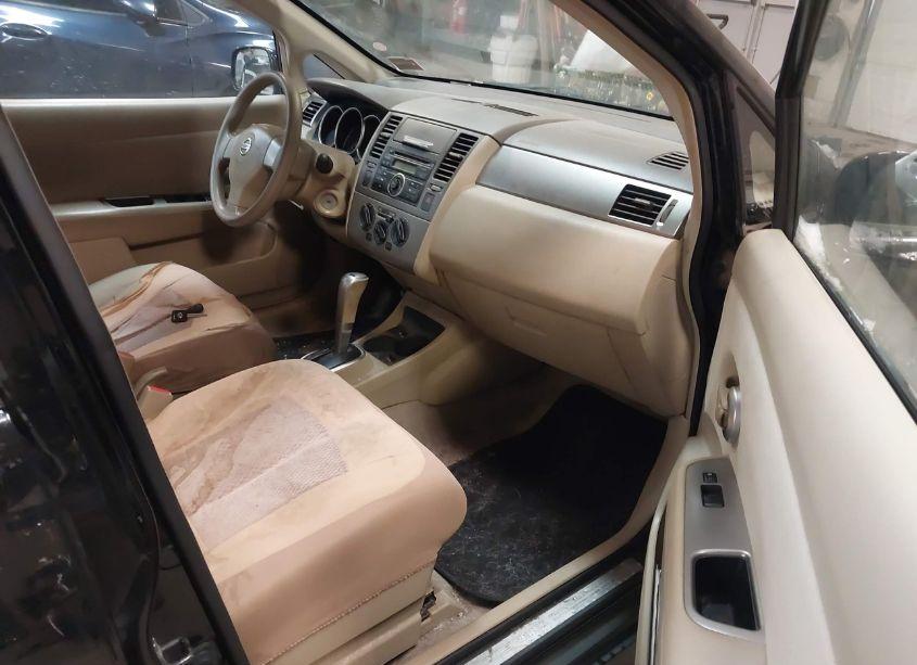Photo 5 of 2007 Nissan Versa 1.8S (VIN 3N1BC11E47L411983)