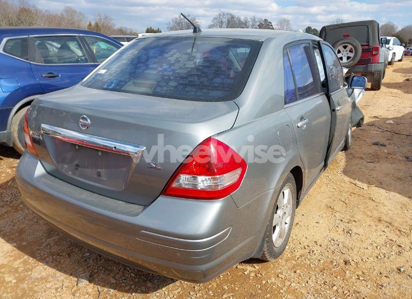 Photo 4 of 2007 Nissan Versa 1.8SL (VIN 3N1BC11E47L424507)