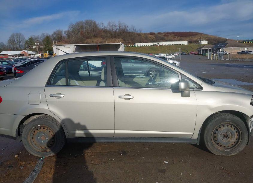Photo 13 of 2007 Nissan Versa 1.8S (VIN 3N1BC11E57L438142)