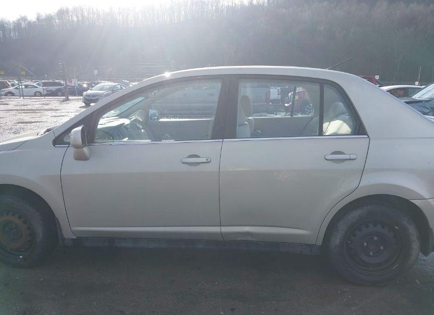 Photo 14 of 2007 Nissan Versa 1.8S (VIN 3N1BC11E57L438142)