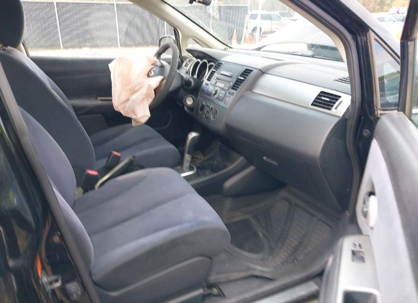 Photo 5 of 2009 Nissan Versa 1.8S (VIN 3N1BC11E59L384733)