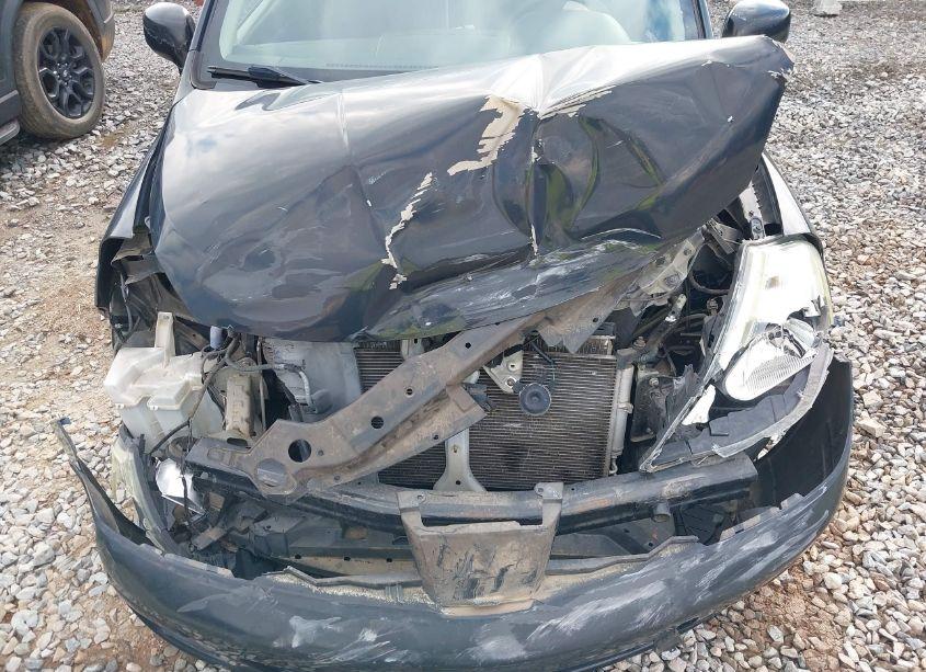 Photo 6 of 2009 Nissan Versa 1.8S (VIN 3N1BC11E59L384733)