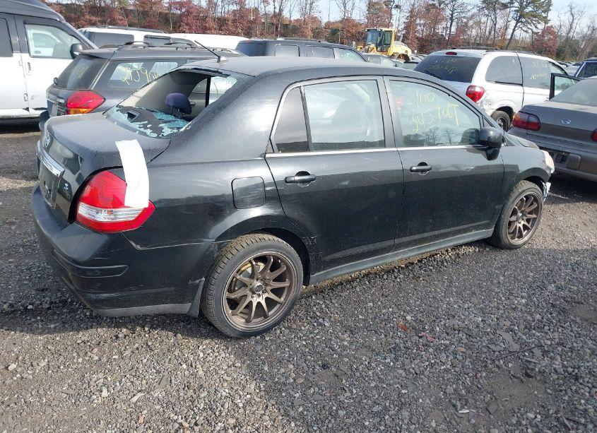 Photo 4 of 2007 Nissan Versa 1.8S (VIN 3N1BC11E67L418532)