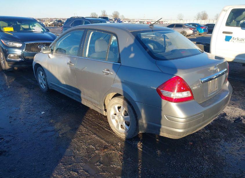 Photo 3 of 2007 Nissan Versa 1.8SL (VIN 3N1BC11E67L439865)