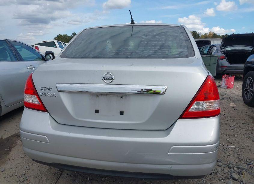 Photo 17 of 2009 Nissan Versa 1.8S (VIN 3N1BC11E69L453090)