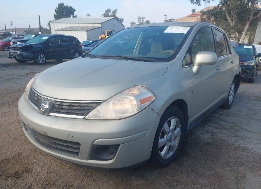 Photo 2 of 2007 Nissan Versa 1.8SL (VIN 3N1BC11E77L446713)