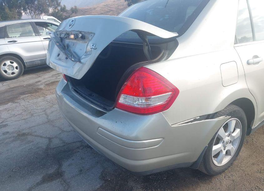 Photo 6 of 2007 Nissan Versa 1.8SL (VIN 3N1BC11E77L446713)