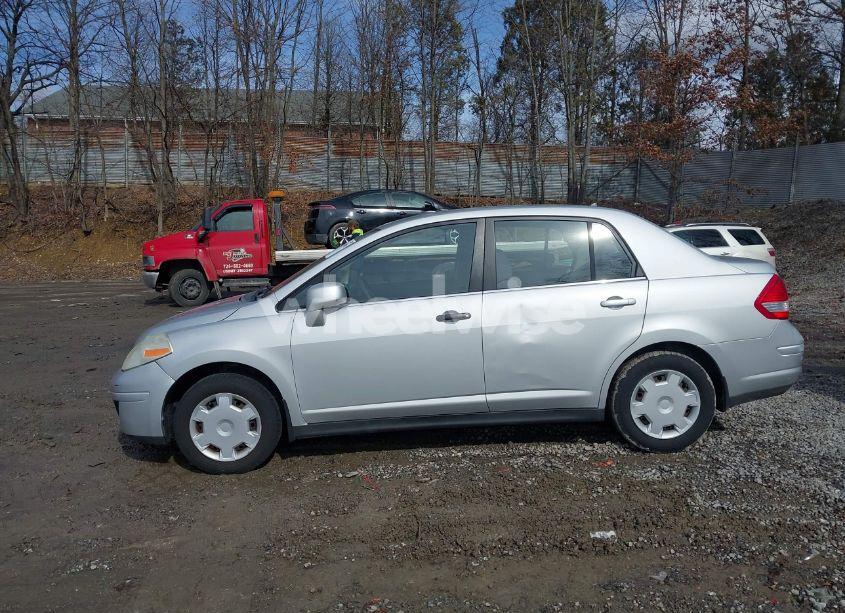 Photo 6 of 2008 Nissan Versa 1.8S (VIN 3N1BC11E78L371643)