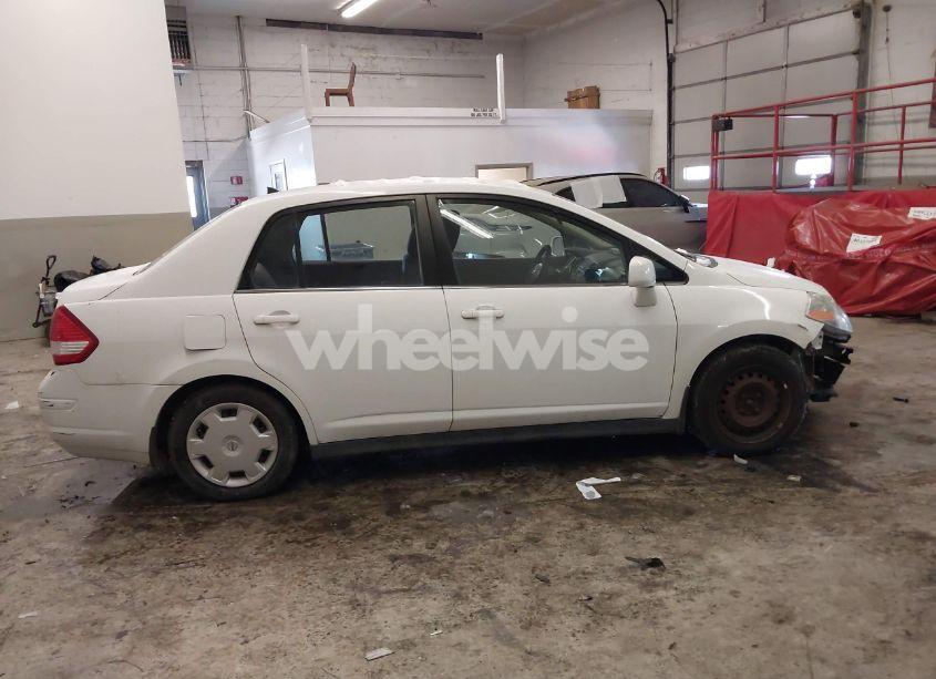 Photo 13 of 2008 Nissan Versa 1.8S (VIN 3N1BC11E78L433137)