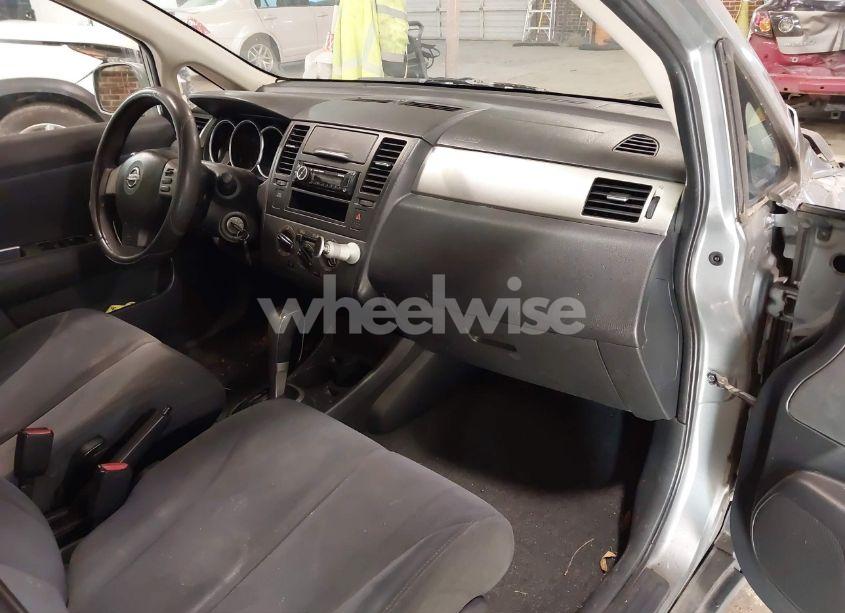 Photo 5 of 2008 Nissan Versa 1.8S (VIN 3N1BC11E78L440086)