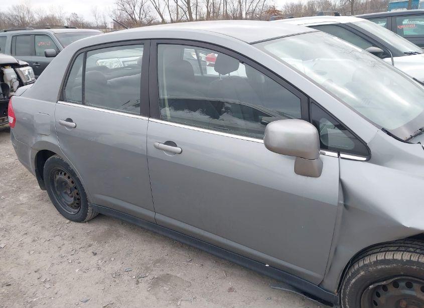 Photo 14 of 2007 Nissan Versa 1.8S (VIN 3N1BC11E87L398199)