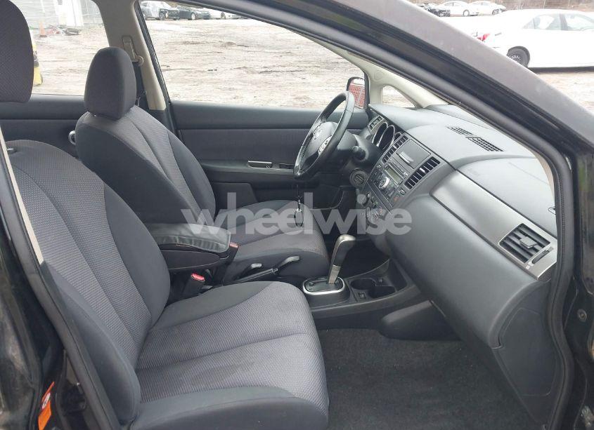 Photo 5 of 2007 Nissan Versa 1.8SL (VIN 3N1BC11E87L420766)