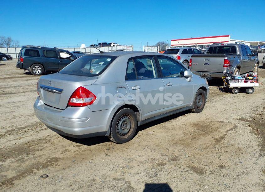 Photo 4 of 2008 Nissan Versa 1.8S (VIN 3N1BC11E88L356245)