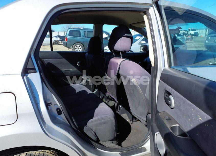 Photo 8 of 2008 Nissan Versa 1.8S (VIN 3N1BC11E88L356245)