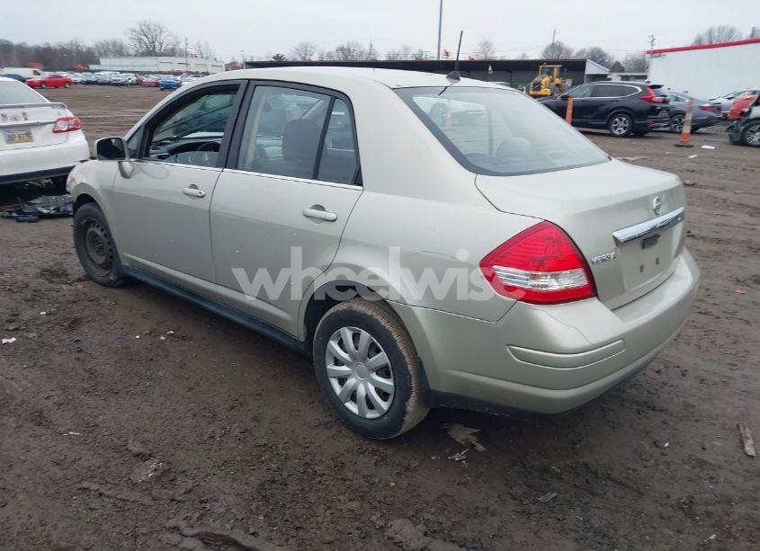 Photo 3 of 2008 Nissan Versa 1.8S (VIN 3N1BC11E88L434930)
