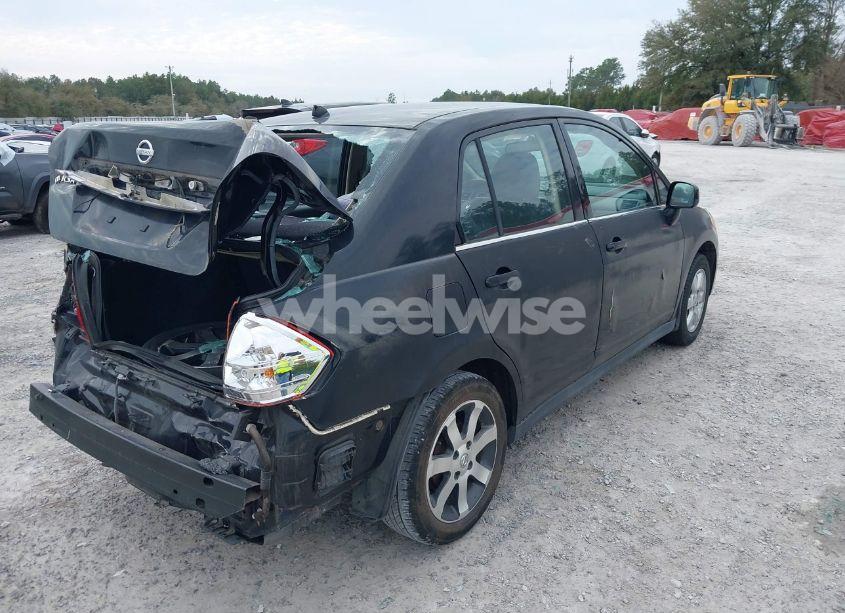 Photo 4 of 2008 Nissan Versa 1.8SL (VIN 3N1BC11E88L445488)