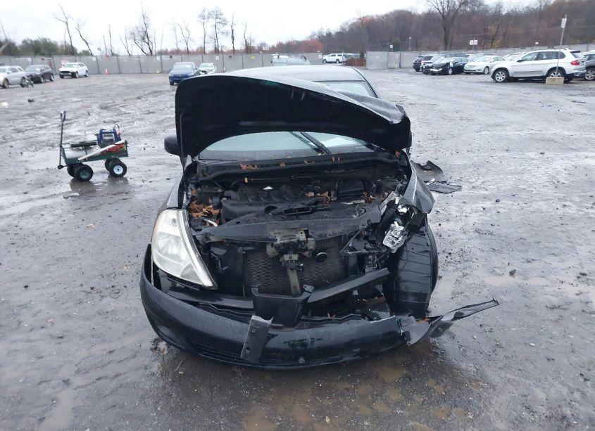 Photo 11 of 2009 Nissan Versa 1.8S (VIN 3N1BC11E89L387738)