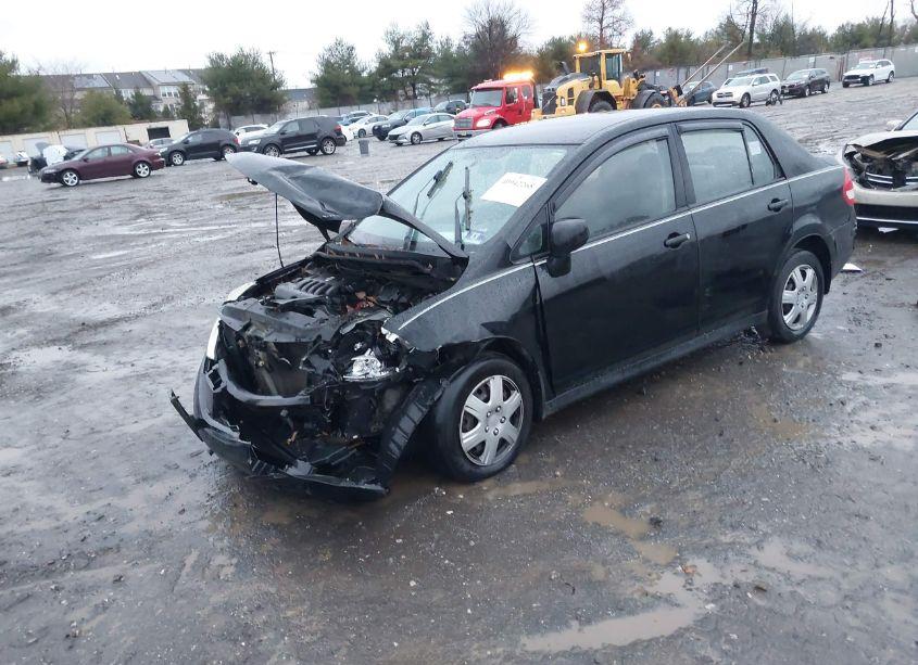 Photo 2 of 2009 Nissan Versa 1.8S (VIN 3N1BC11E89L387738)