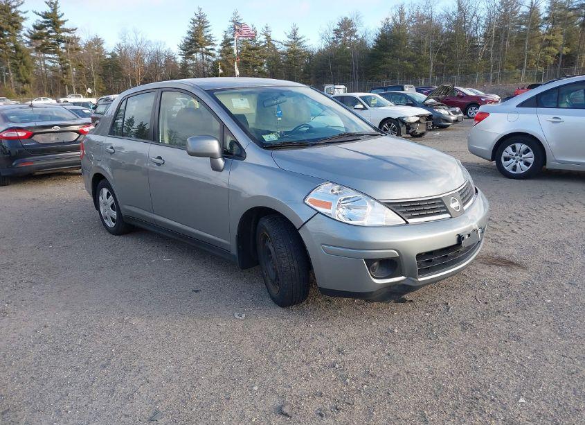 2009 Nissan Versa 1.8S (VIN 3N1BC11E89L444391) main photo