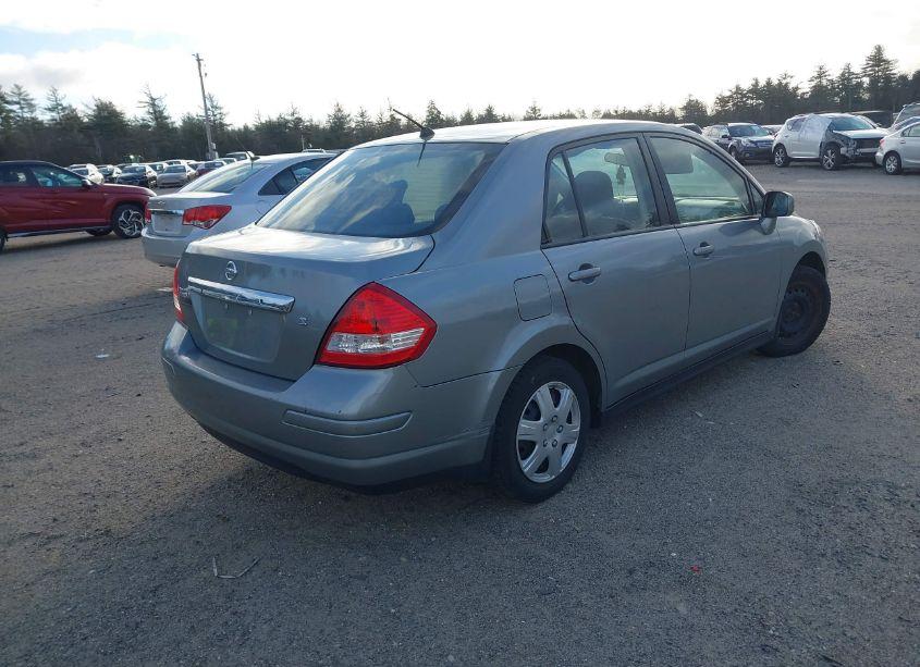Photo 4 of 2009 Nissan Versa 1.8S (VIN 3N1BC11E89L444391)
