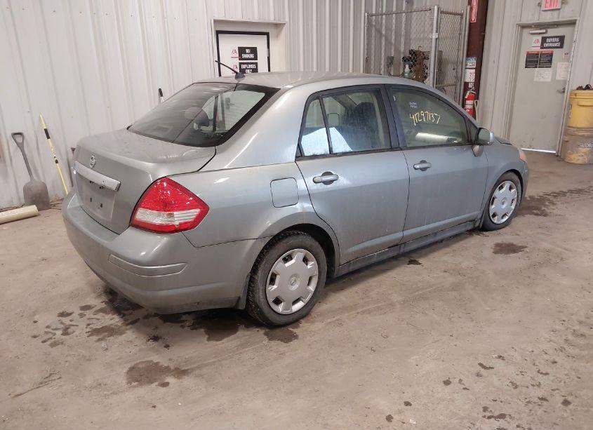 Photo 4 of 2009 Nissan Versa 1.8S (VIN 3N1BC11E89L479836)