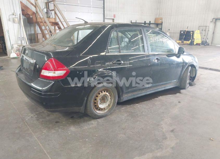 Photo 4 of 2007 Nissan Versa 1.8S (VIN 3N1BC11E97L430772)