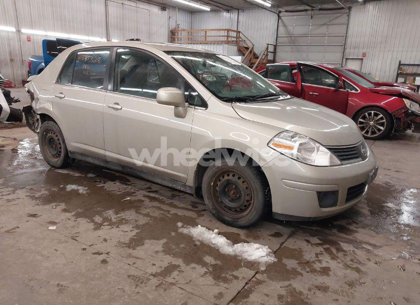 2008 Nissan Versa 1.8S (VIN 3N1BC11E98L391344) main photo
