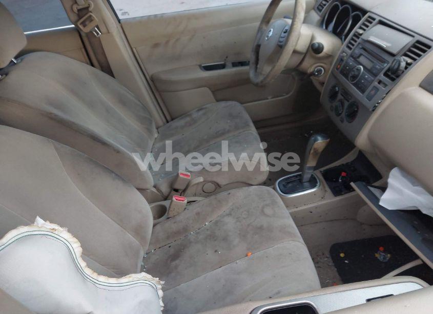 Photo 5 of 2008 Nissan Versa 1.8S (VIN 3N1BC11E98L416615)