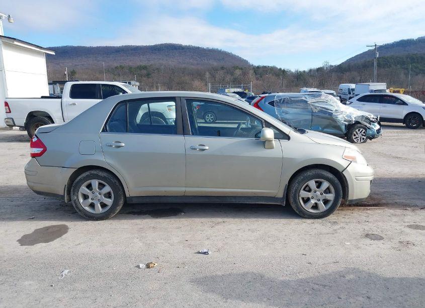 Photo 13 of 2008 Nissan Versa 1.8S (VIN 3N1BC11E98L456161)