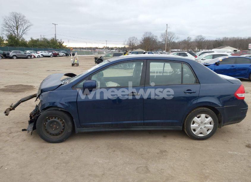 Photo 14 of 2009 Nissan Versa 1.8S (VIN 3N1BC11E99L412498)