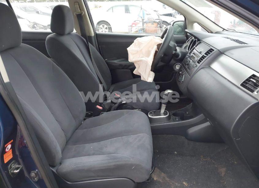 Photo 5 of 2009 Nissan Versa 1.8S (VIN 3N1BC11E99L412498)