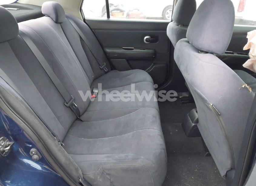 Photo 8 of 2009 Nissan Versa 1.8S (VIN 3N1BC11E99L412498)