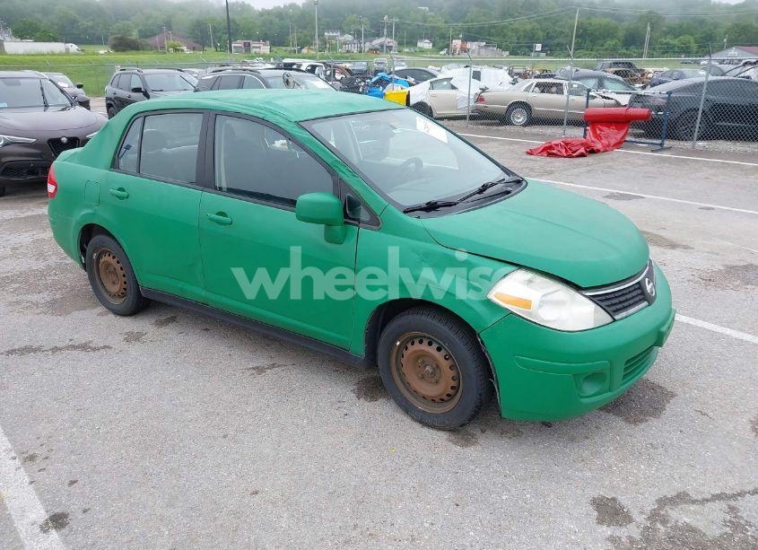 2009 Nissan Versa S/SL (VIN 3N1BC11E99L483538) main photo
