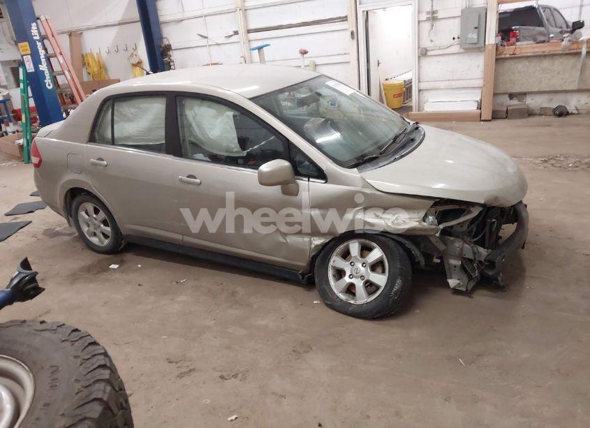 Photo 13 of 2008 Nissan Versa 1.8SL (VIN 3N1BC11EX8L360197)