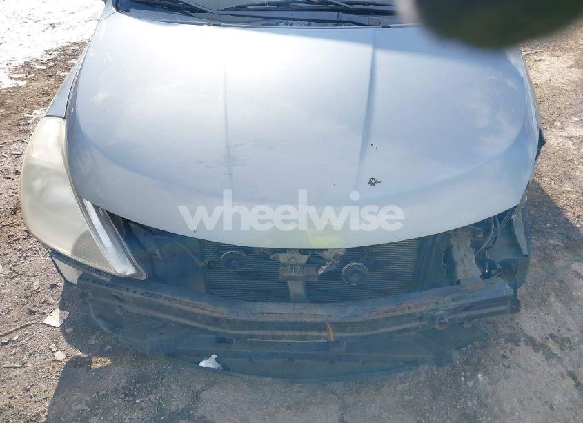 Photo 10 of 2008 Nissan Versa 1.8S (VIN 3N1BC11EX8L381633)