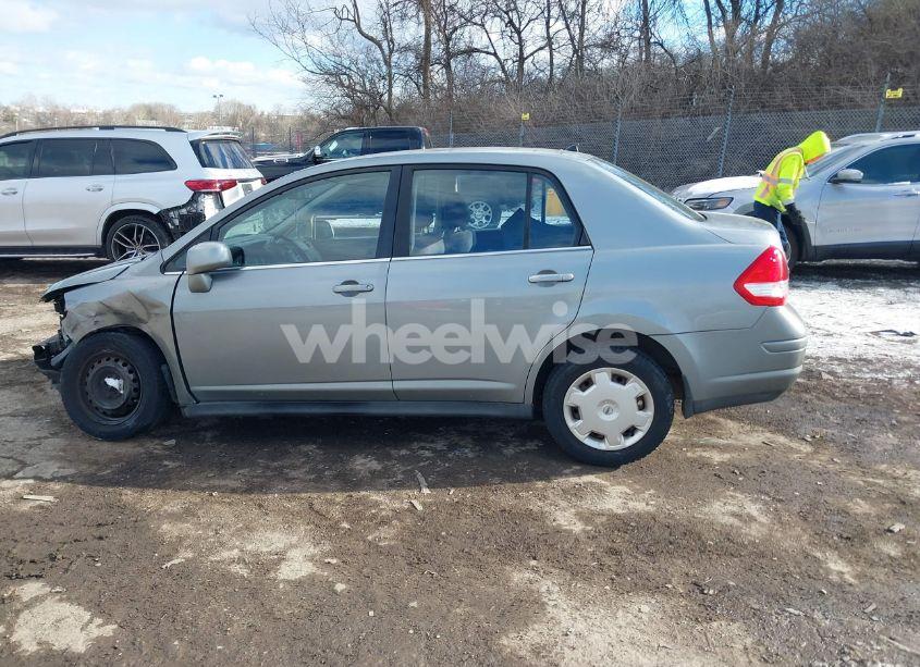 Photo 15 of 2008 Nissan Versa 1.8S (VIN 3N1BC11EX8L381633)