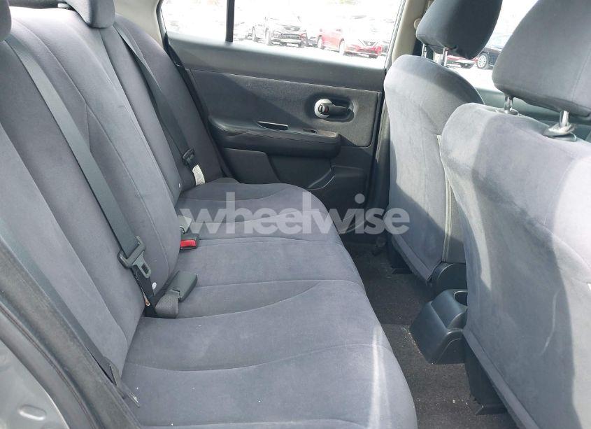 Photo 8 of 2008 Nissan Versa 1.8S (VIN 3N1BC11EX8L381633)