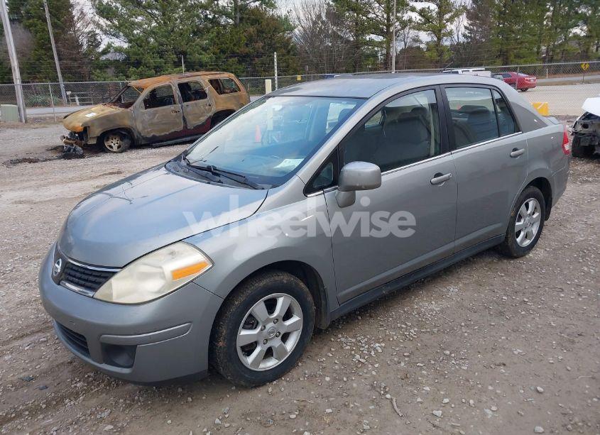 Photo 2 of 2008 Nissan Versa 1.8SL (VIN 3N1BC11EX8L393569)