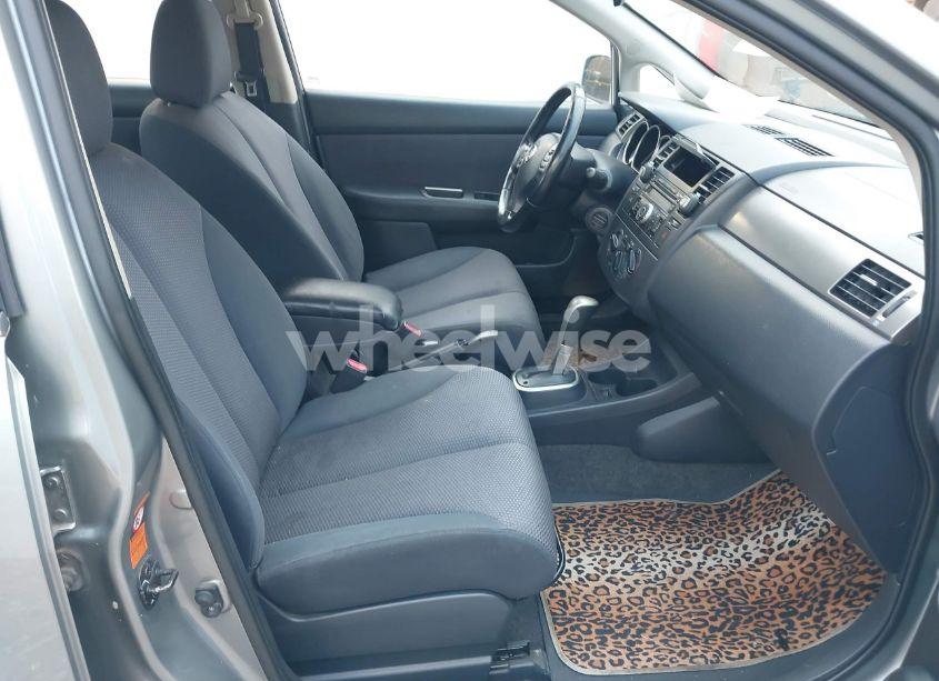 Photo 5 of 2008 Nissan Versa 1.8SL (VIN 3N1BC11EX8L393569)