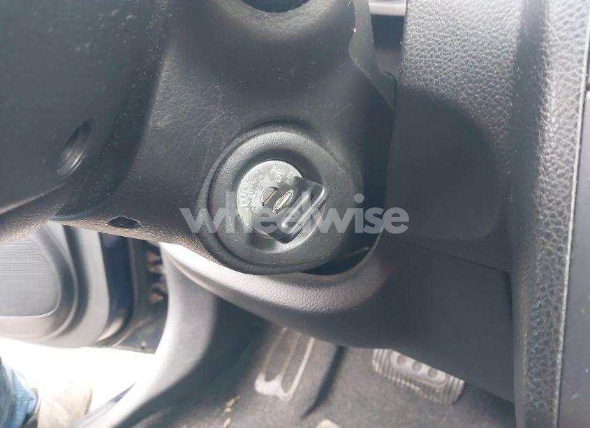 Photo 11 of 2007 Nissan Versa 1.8S (VIN 3N1BC13E07L376677)
