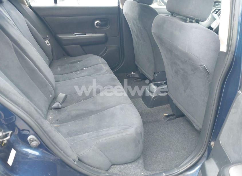 Photo 8 of 2007 Nissan Versa 1.8S (VIN 3N1BC13E07L376677)