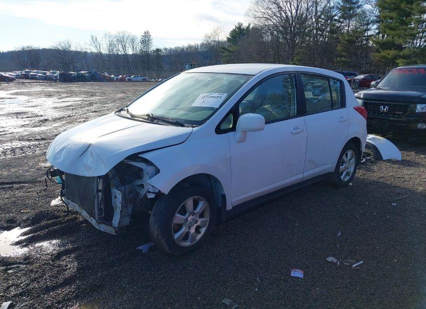 Photo 2 of 2007 Nissan Versa 1.8SL (VIN 3N1BC13E07L378445)