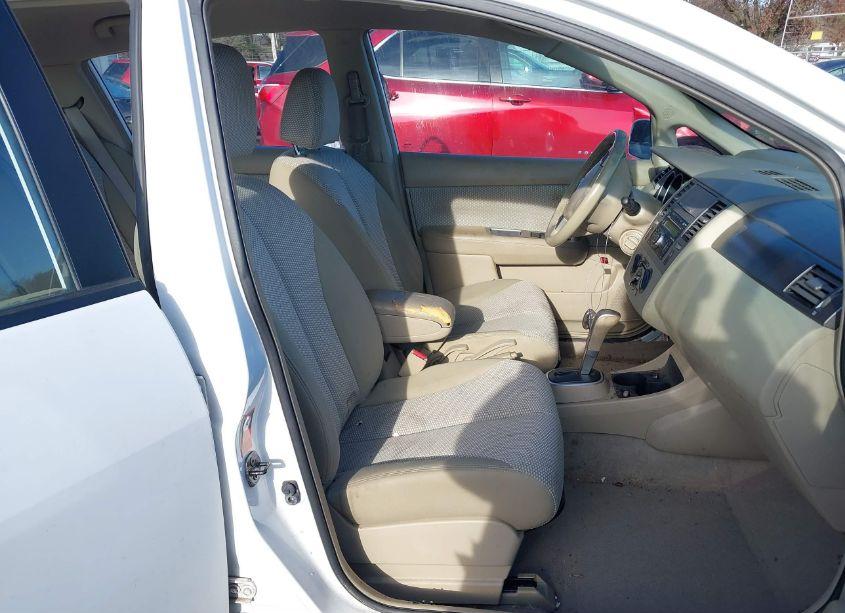 Photo 5 of 2007 Nissan Versa 1.8SL (VIN 3N1BC13E07L378445)