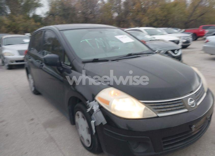 2007 Nissan Versa 1.8S (VIN 3N1BC13E07L408432) main photo