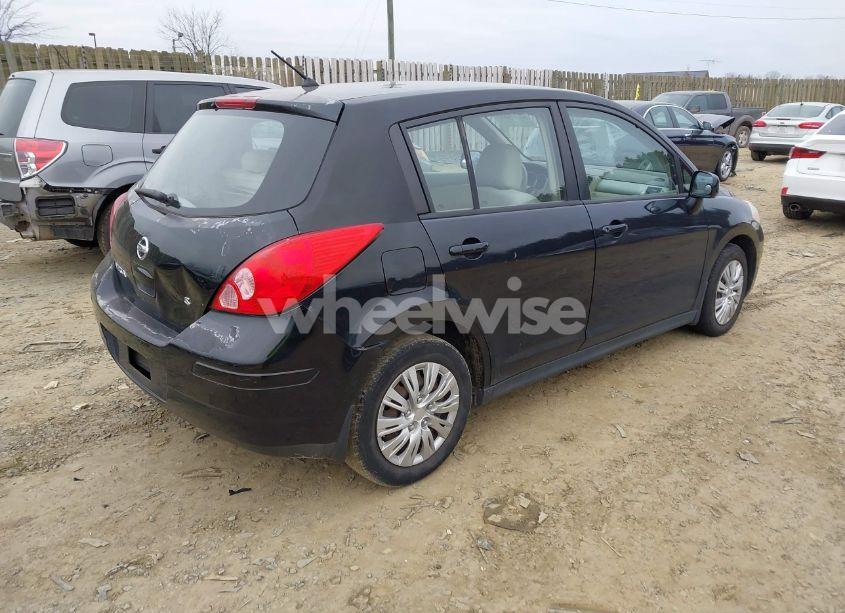 Photo 4 of 2007 Nissan Versa 1.8S (VIN 3N1BC13E07L447893)