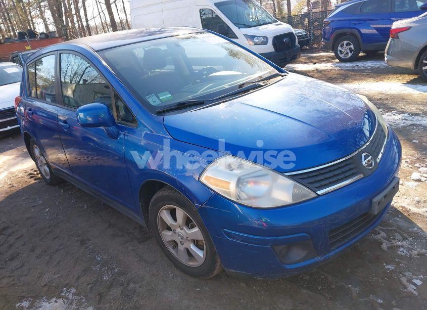 2008 Nissan Versa 1.8SL (VIN 3N1BC13E08L388054) main photo