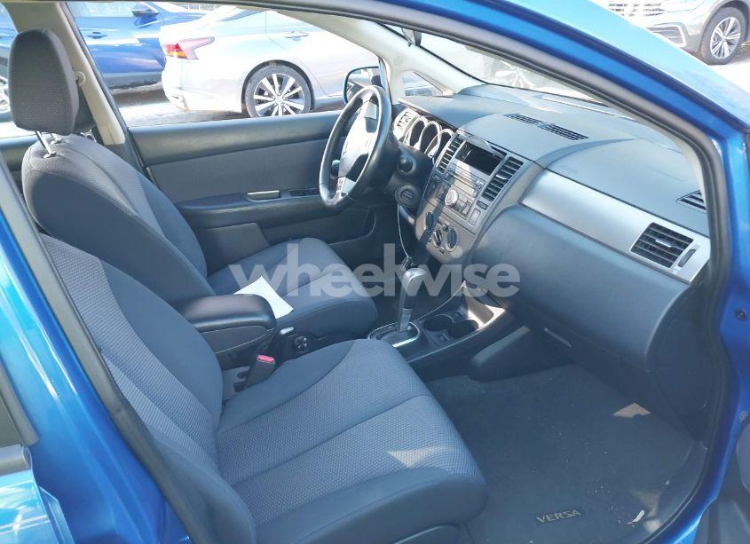 Photo 5 of 2008 Nissan Versa 1.8SL (VIN 3N1BC13E08L388054)