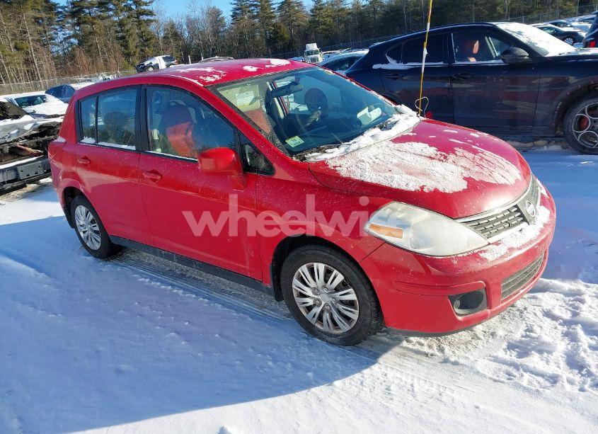 2008 Nissan Versa 1.8S (VIN 3N1BC13E08L444820) main photo