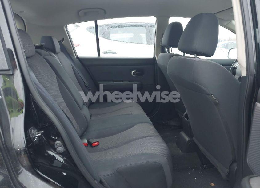 Photo 8 of 2009 Nissan Versa 1.8SL (VIN 3N1BC13E09L408756)