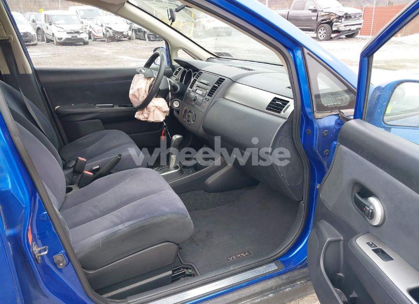 Photo 5 of 2009 Nissan Versa 1.8S (VIN 3N1BC13E09L461862)